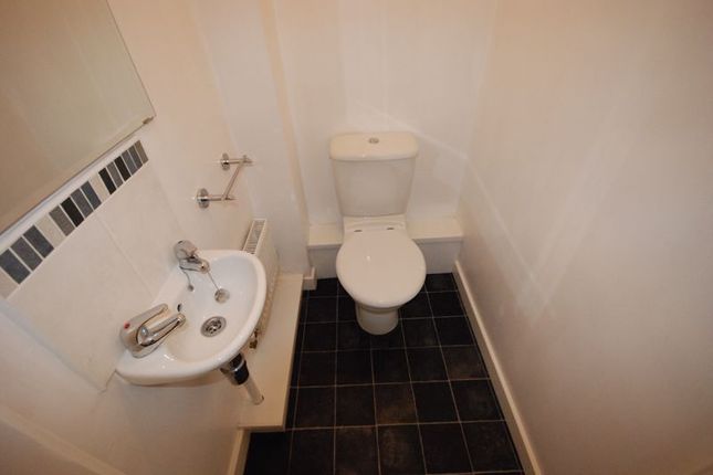 40, Klondyke Walk, Blaydon-On-Tyne photo 5