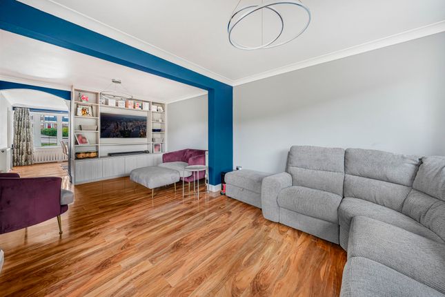 26 Rundells, Harlow photo 5