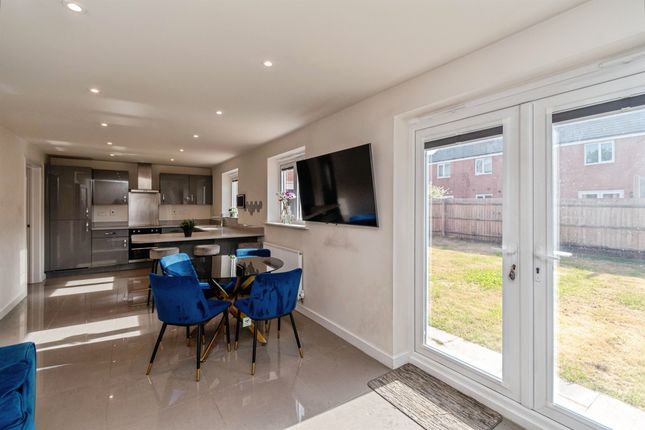 3, Mallard Way, Cannock photo 4