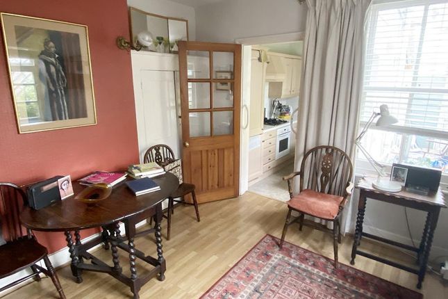 4 Thornton Cottages, Hedsor Road, Bourne End photo 3