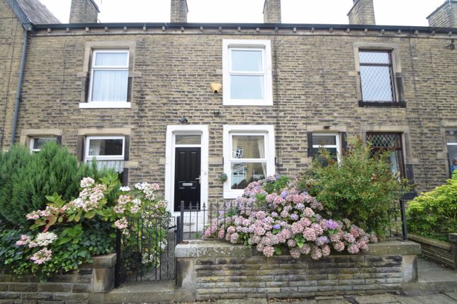 Thumbnail Terraced house for sale in Myrtle Avenue, Bingley, Bradford, West Yorkshire