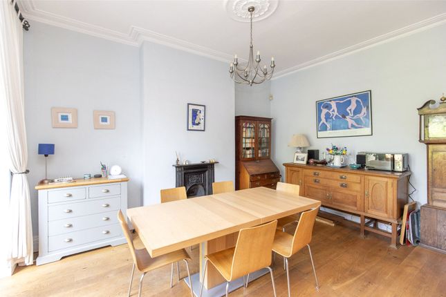 18, Dublin Crescent, Bristol photo 3