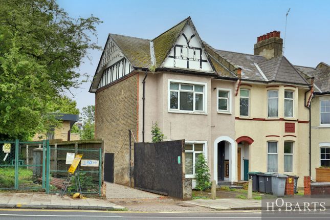 Flat for sale in Station Road, Wood Green, London