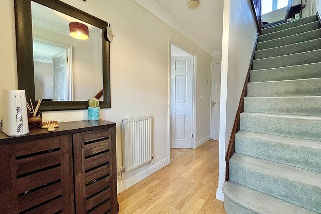 6, Colliers Field, Cinderford photo 4
