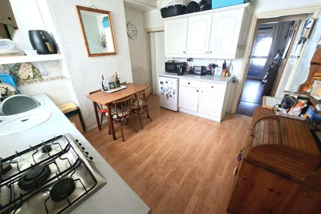 4, Cookham Hill, Rochester photo 4