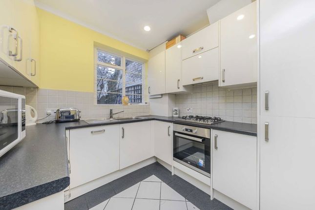4, Laitwood Road, London photo 3