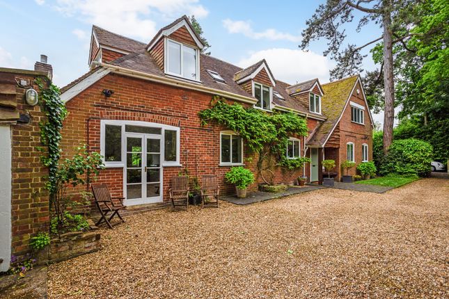 Thumbnail Detached house for sale in Summerhouse Road, Godalming
