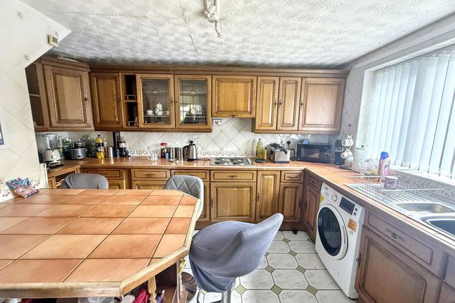 13, Cornfield Road, Stockton-on-Tees photo 4