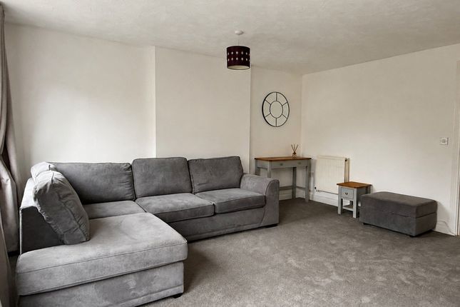 Knolles Drive, Faringdon photo 4
