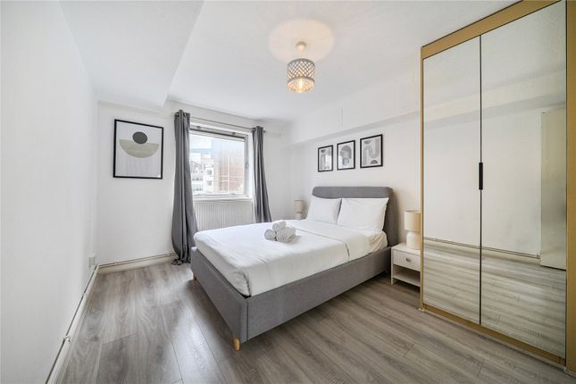 Flat 21, 25, Gresse Street W1, London photo 4