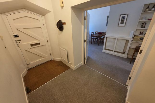 16, Sarno Square, Abergavenny photo 4