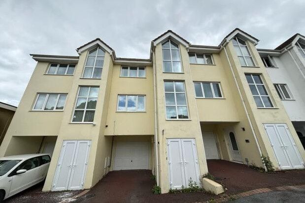 Thumbnail Property to rent in Queensway, Torquay