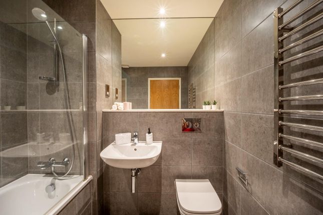 Apartment 13, Northumbria House, Regent Farm Road, Gosforth photo 4