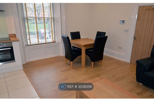 Flat, Eldon Square, Reading photo 4
