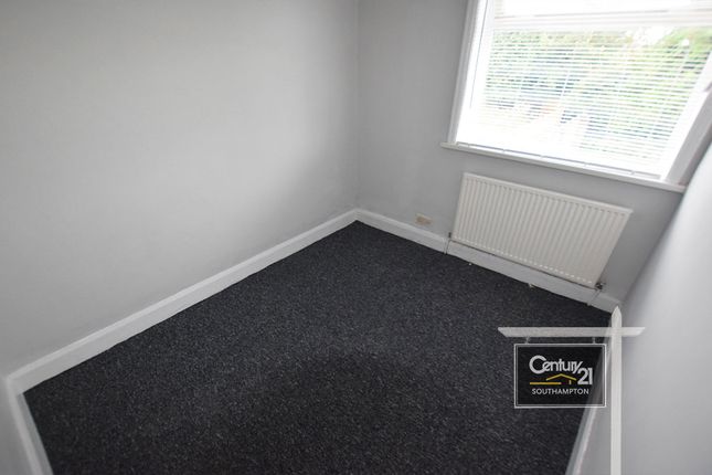 9, Sycamore Road, SOUTHAMPTON photo 5
