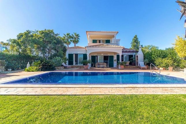 Villa for sale in Portugal, Algarve, Carvoeiro
