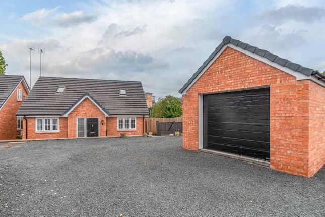 Bungalow for sale in Fir Tree Drive, Southcrest, Redditch, Worcestershire