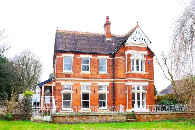 Thumbnail Detached house to rent in Watling Street, Bletchley, Milton Keynes