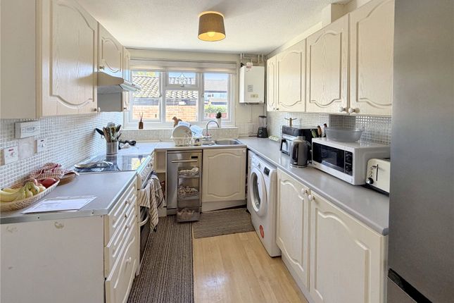 154, Charnwood Road, Uxbridge photo 2