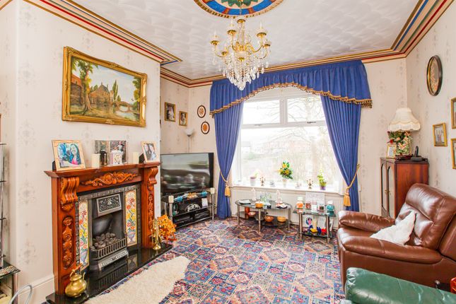 14, Clifton Street, SOWERBY BRIDGE photo 2