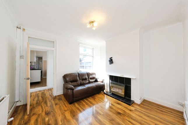 13, Park Street, Heanor photo 2