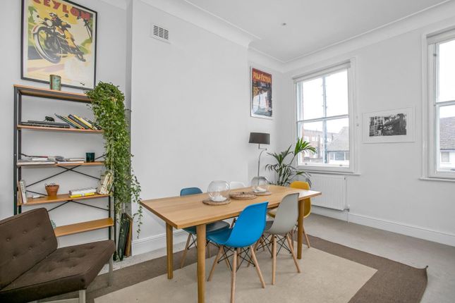 92a, Park Hall Road, London photo 3