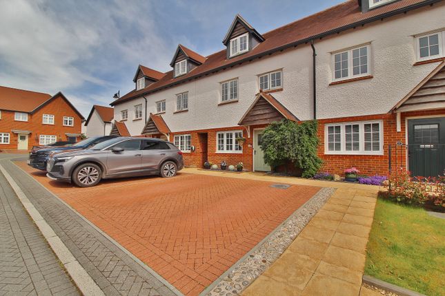 Thumbnail Town house for sale in Nevinson Way, Waterlooville