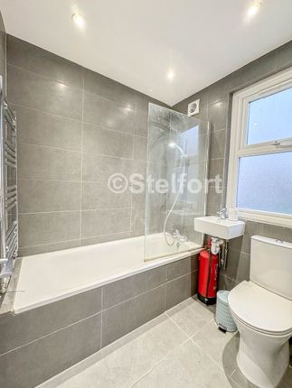 Studio, 143a Junction Road, London photo 5