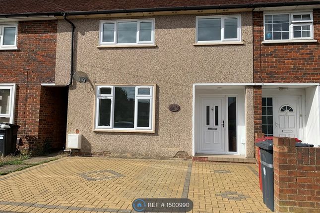 Thumbnail Terraced house to rent in Trelawney Avenue, Slough