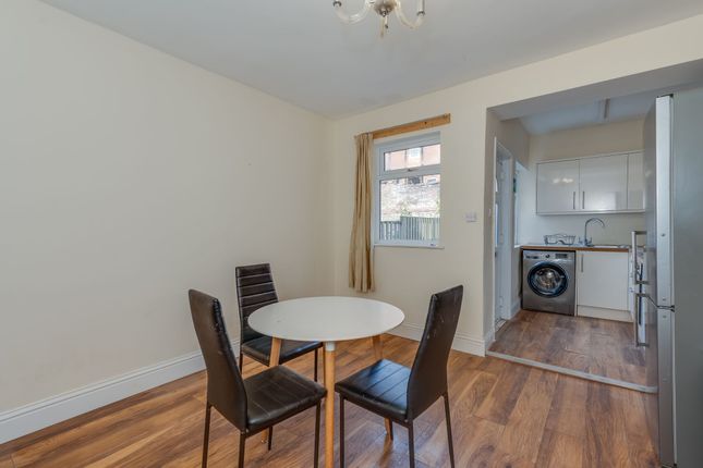 312 Edmund Road, Sheffield photo 3