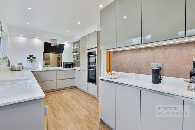 12, Knowsley Road West, Clayton-le-Dale photo 3