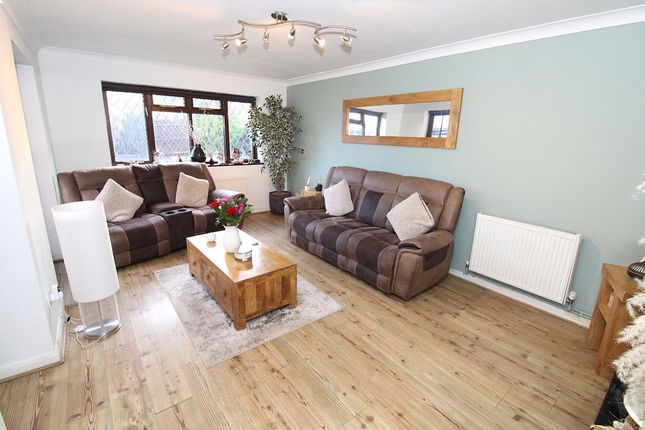3a, Inverness Road, Worcester Park photo 3