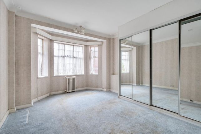 Flat 60, Wellington Court, 55-67, Wellington Road, St. John's Wood photo 4
