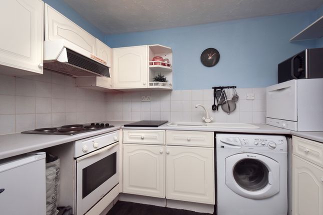 Flat 1 Baydon Court,, 2 -8 Durham Avenue, Bromley photo 4