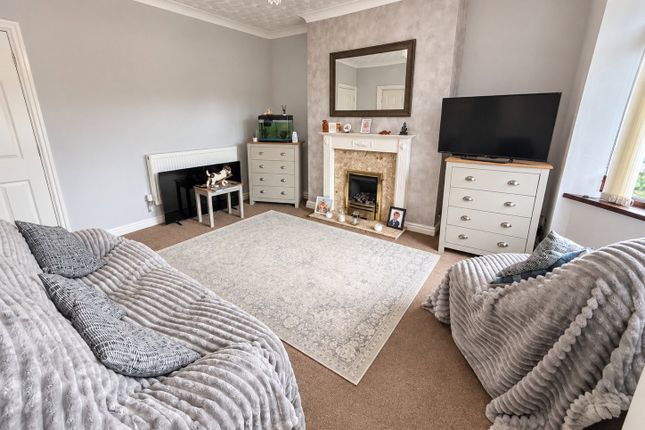 21, Chapel Street, Brierley Hill photo 2