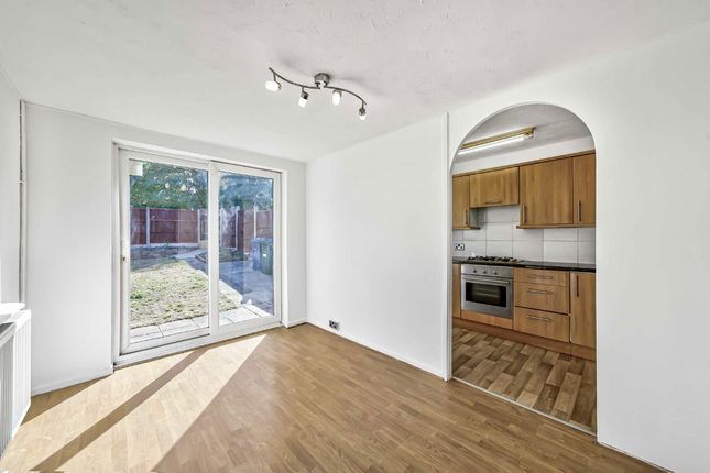 44, Swan Lane, London photo 2