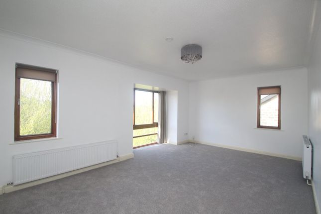 8, Radlyn Park, Harrogate photo 2