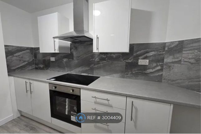 34, Church Road, Benfleet photo 4