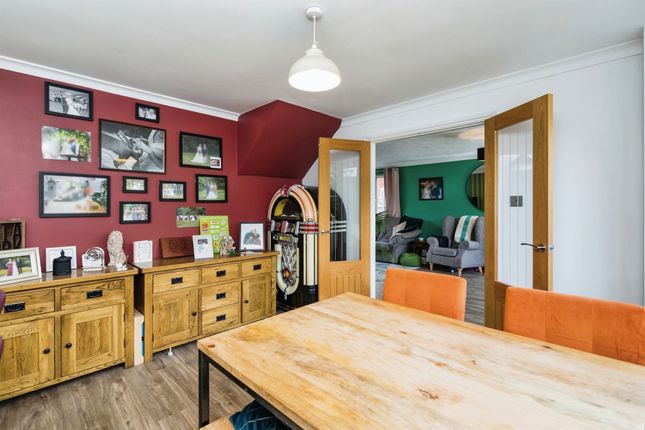 24, Guscott Close, Lowestoft photo 4