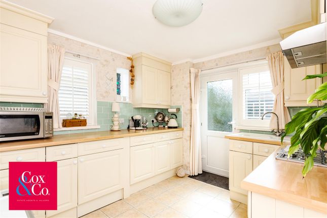 115, Valley Road, Portslade photo 3