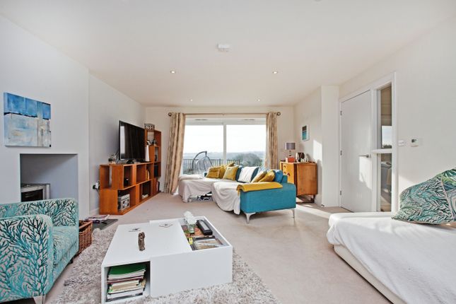 11, Tara Vale, Newquay photo 4