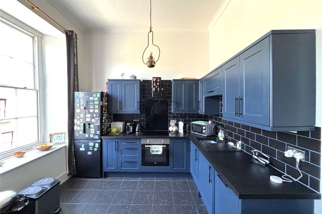 Flat 5, Derutzen,, Market Street, Pembrokeshire photo 2
