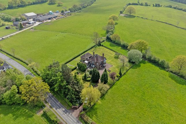 Detached house for sale in 10 Woodside, Ilkeston, Morley