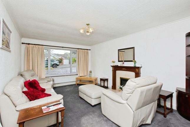 1, Fountains Close, Allestree photo 4