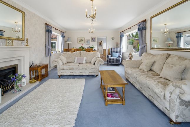 76, Hollins Lane, Harrogate photo 4
