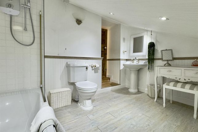 Ensuite.Jpeg