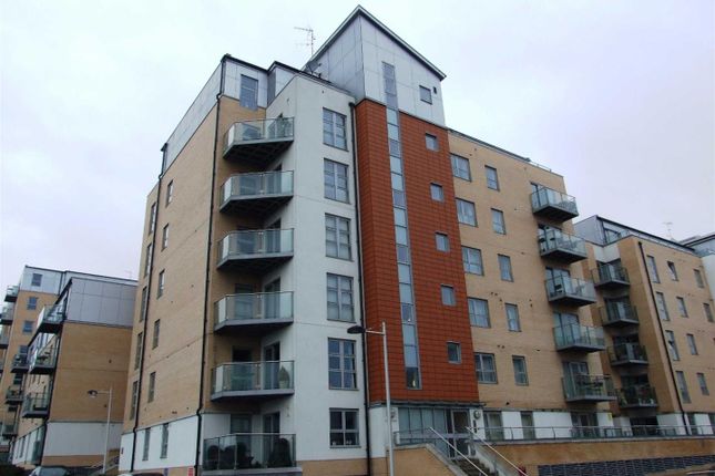 Thumbnail Flat to rent in Lyndon House, Queen Mary Avenue, South Woodford