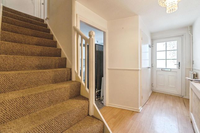 28, New Waverley Road, Essex photo 5