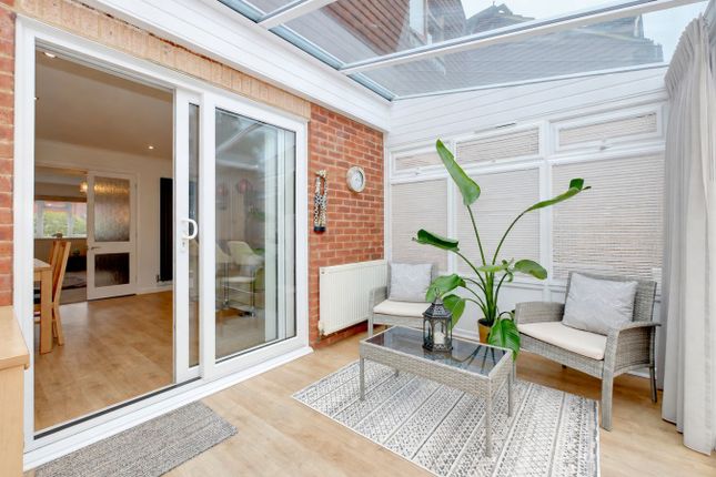 3, Gilbert Way, Hailsham photo 4