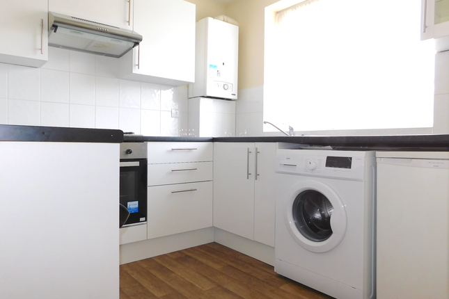 Thumbnail Maisonette to rent in Station Close, London